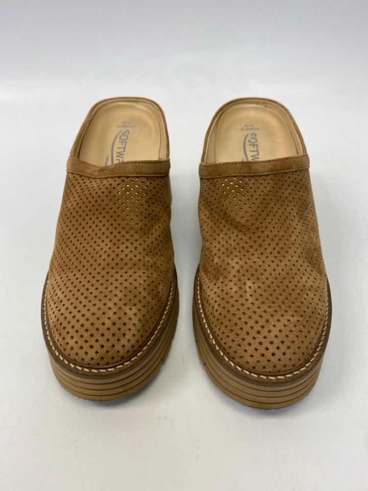 SOFTWAVES  Size 39 Cognac Perforated Clogs