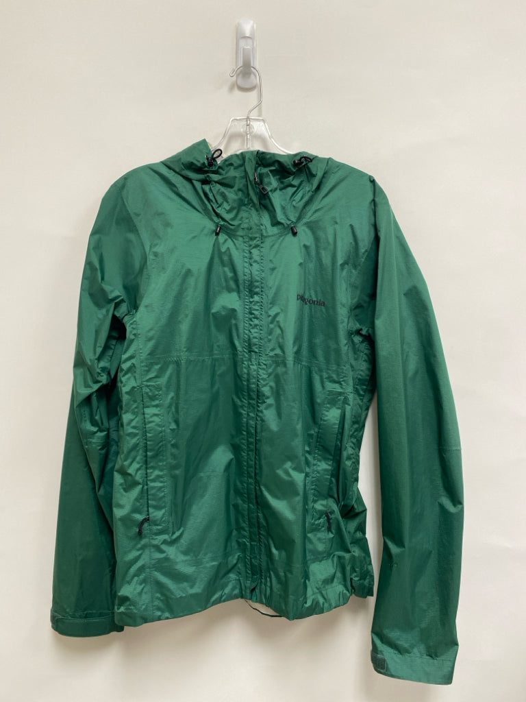 Patagonia Size S Green Hooded Zip Down Men&