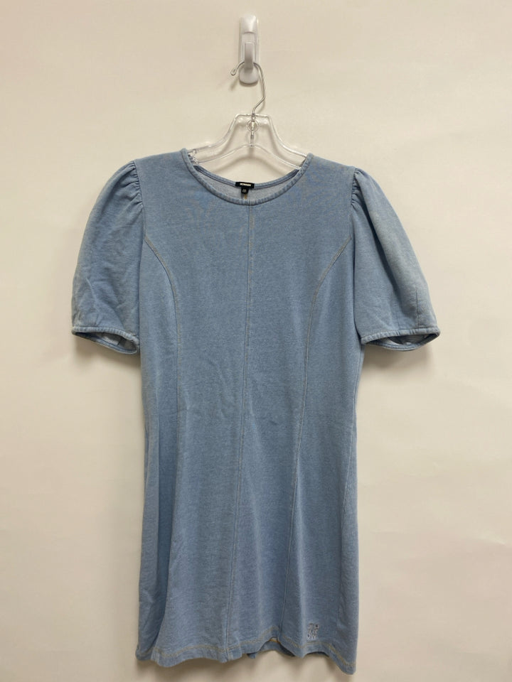 monrow Size XS Light Blue Puff Sleeve Ladies Dress