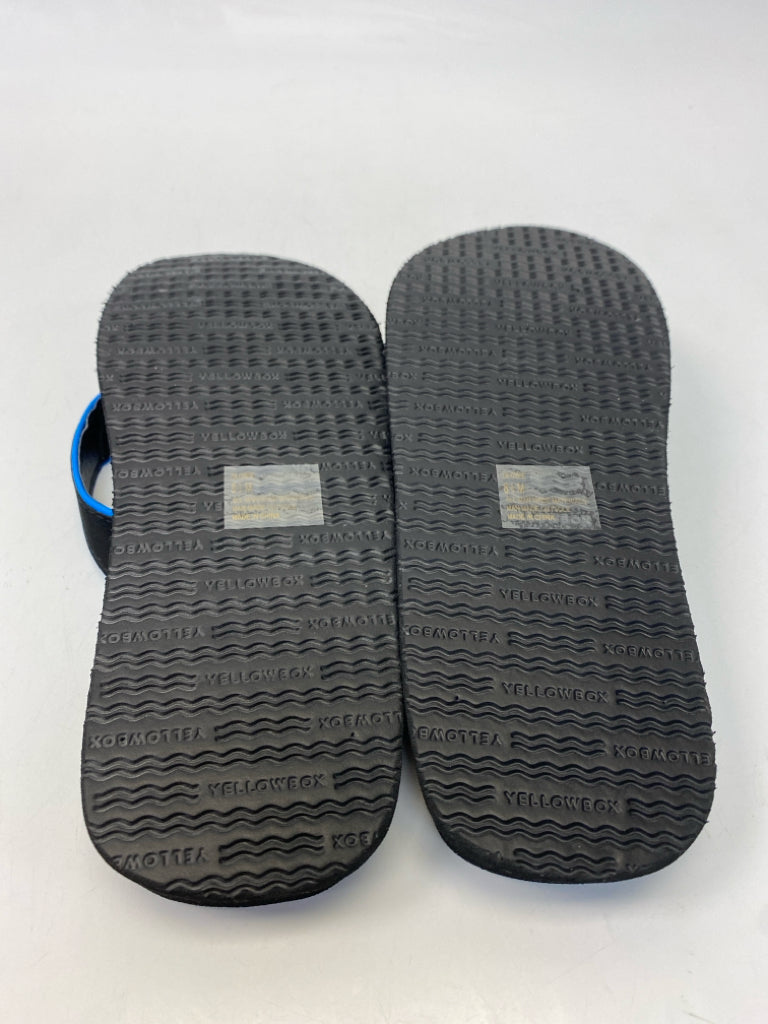 NWOT Yellow Box  Size 8.5 Black Royal Blue Trimmed Sandals