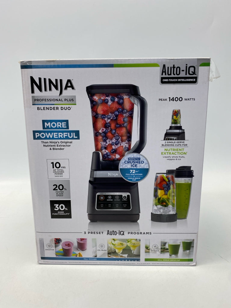 NEW/BOX Ninja Black Clear Blender