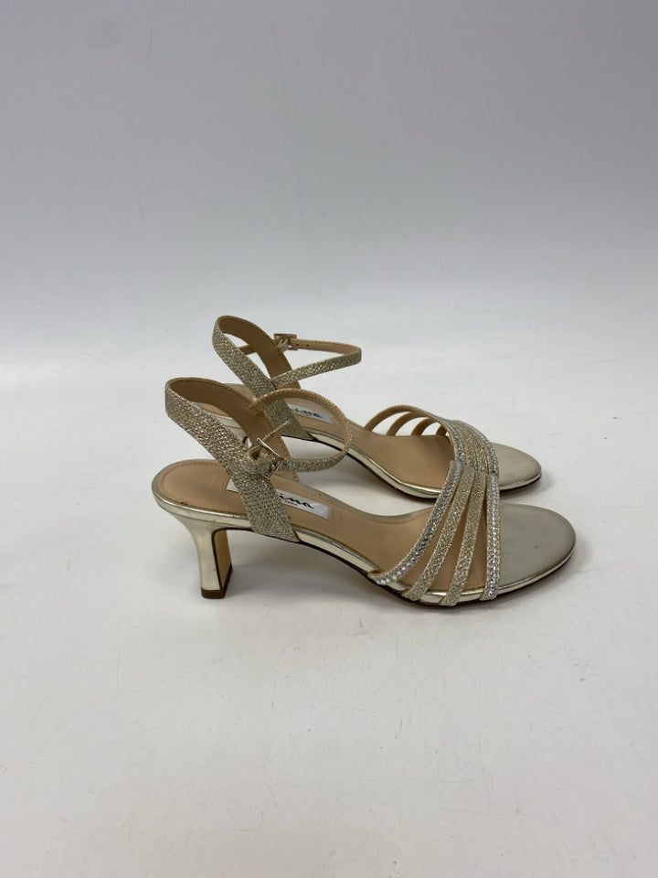 NWOT Nina  Size 7 Gold Clear Rhinestone(s) Sandals