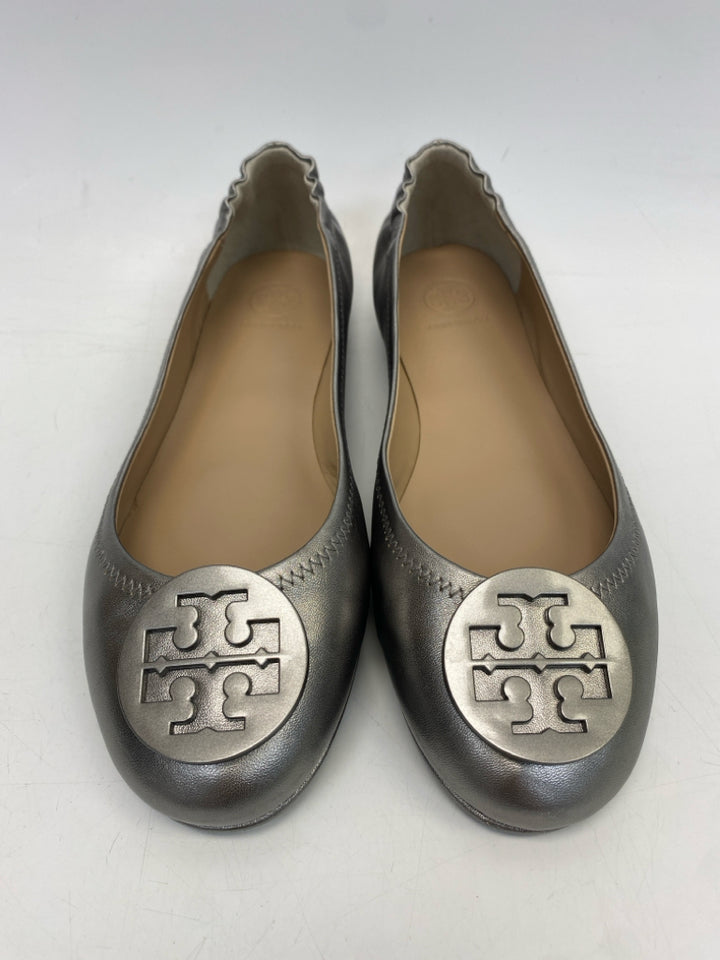 Tory Burch  Size 9 Silver Flats