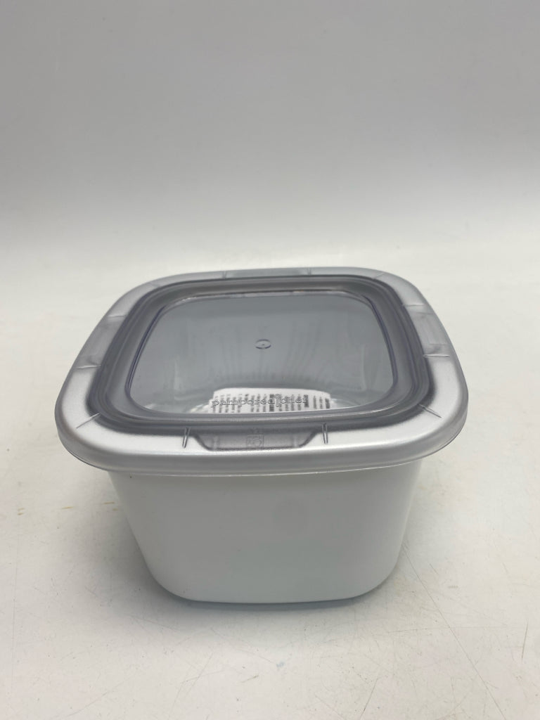 Pampered Chef White Clear Serving Piece