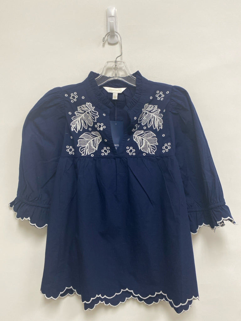 NWT Crown &amp; Ivy Size L Navy White Embroidered Short Sleeve Ladies Top
