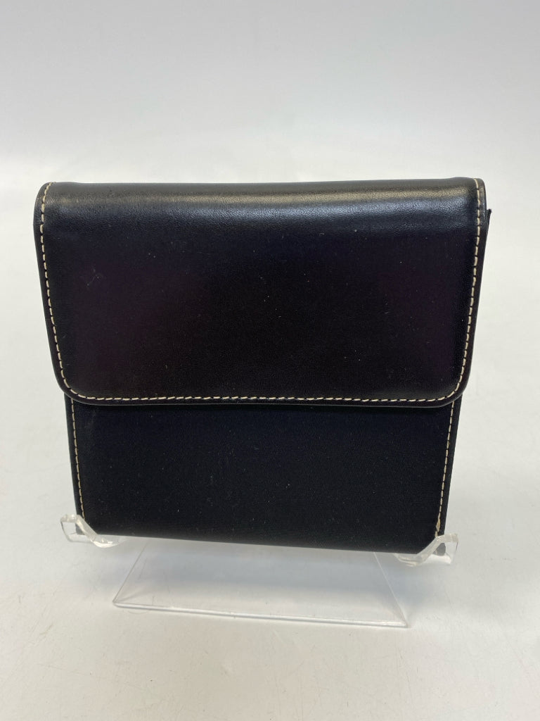 Caslon Black Wallet