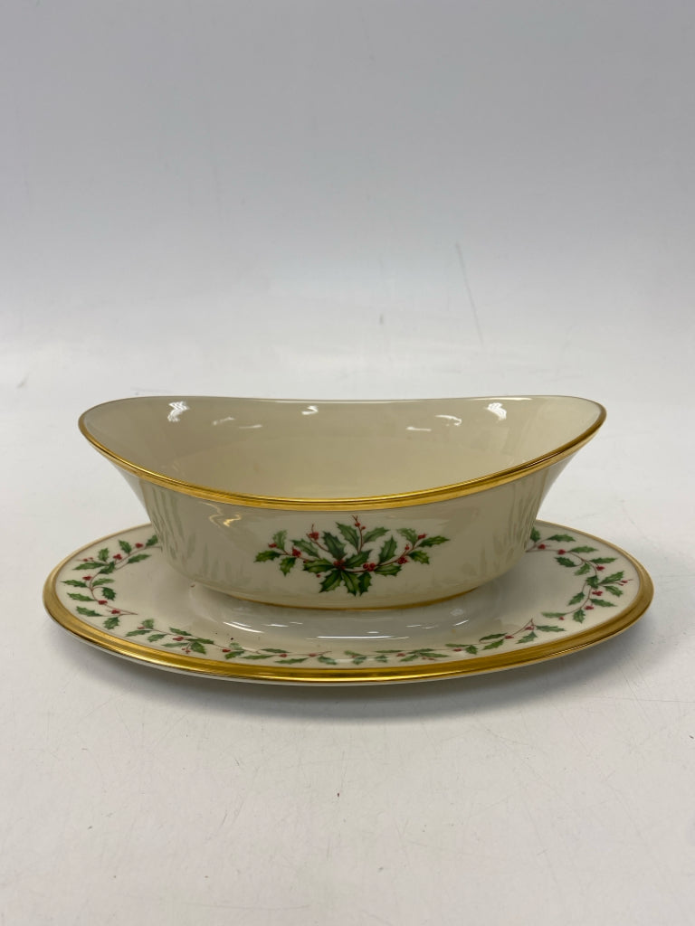 Lenox Cream Green/Red Holly Berries China Christmas