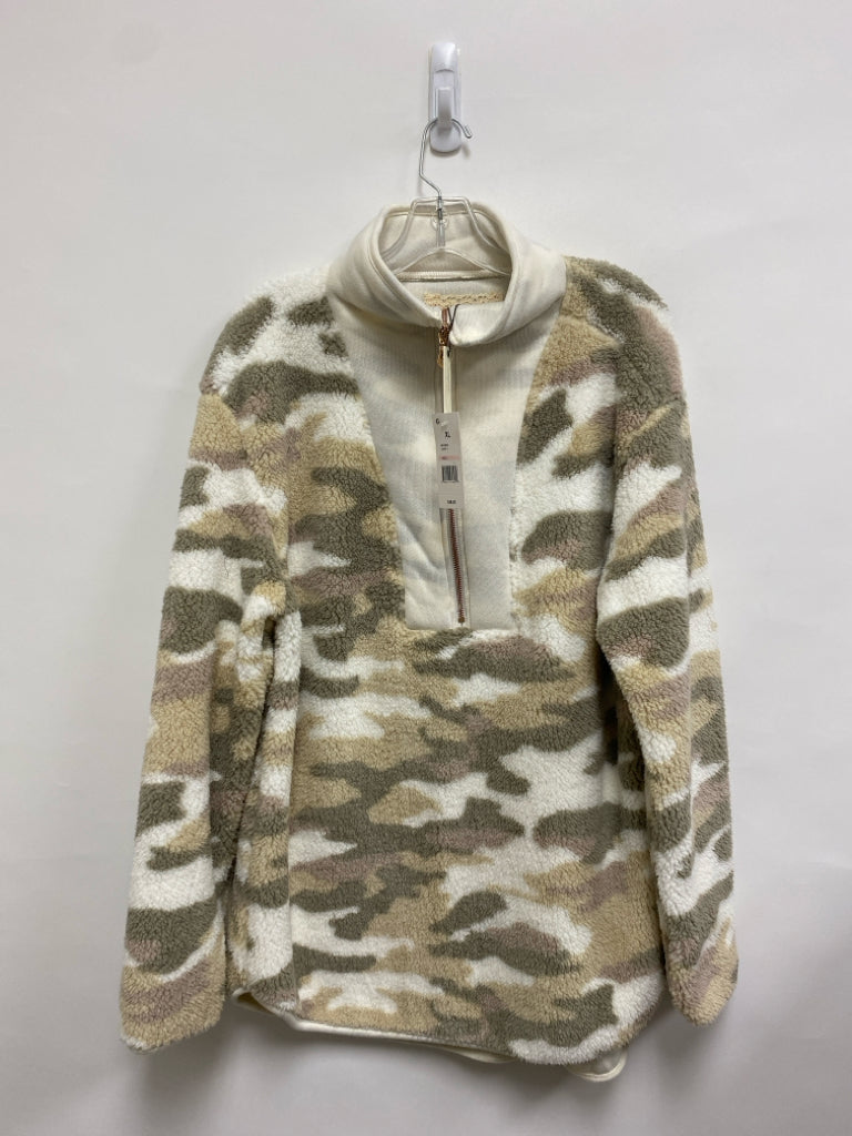 NWT Cupio Size XL White Green/Beige Camouflage Ladies Pullover