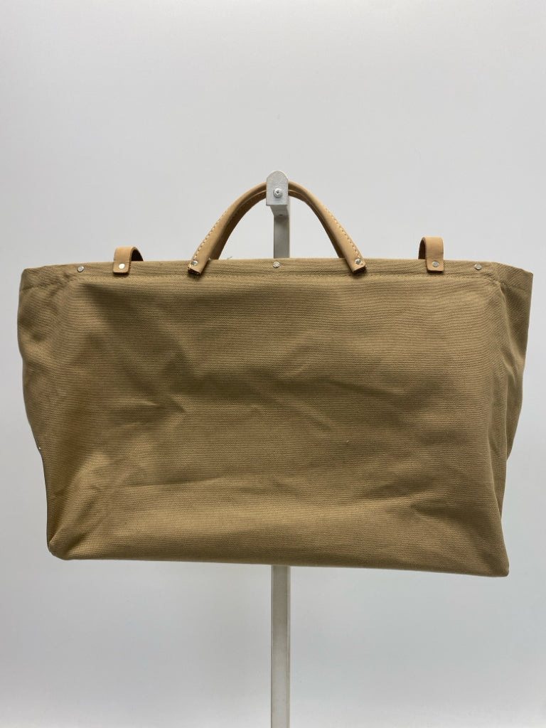 NWT Khaki White Word(s) Canvas Tote Bag
