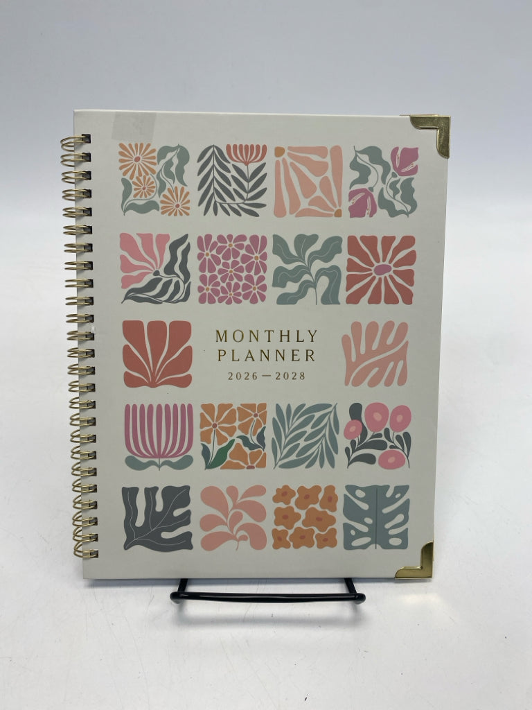 Cream Green/Pink Flowers Books