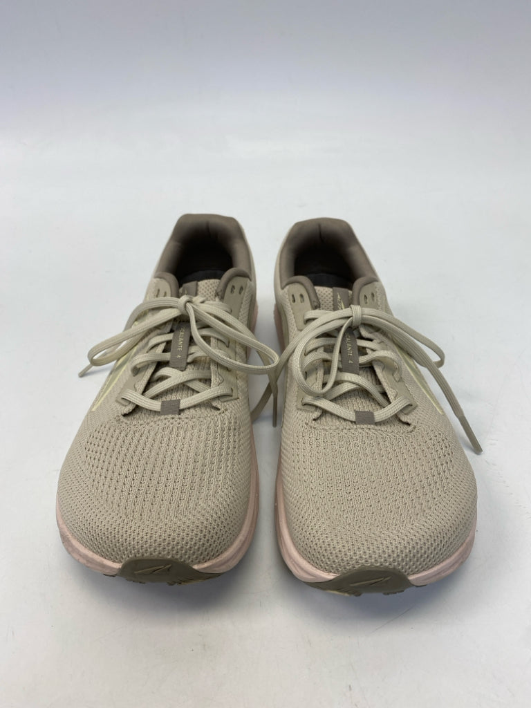 Altra  Size 8.5 Tan Lace-up Sneakers