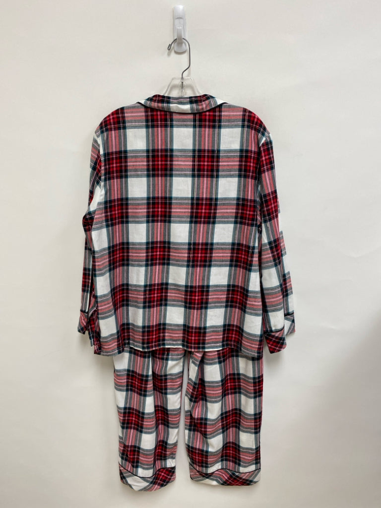 NWT Victoria Secret Size L White Red/Black Plaid Ladies 2pc Pajamas