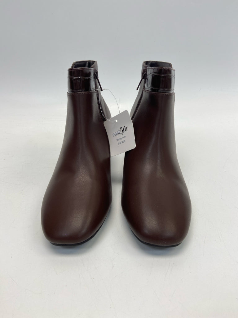 NWT East 5th  Size 7.5W  Dark Brown Boots  **WIDE WIDTH**