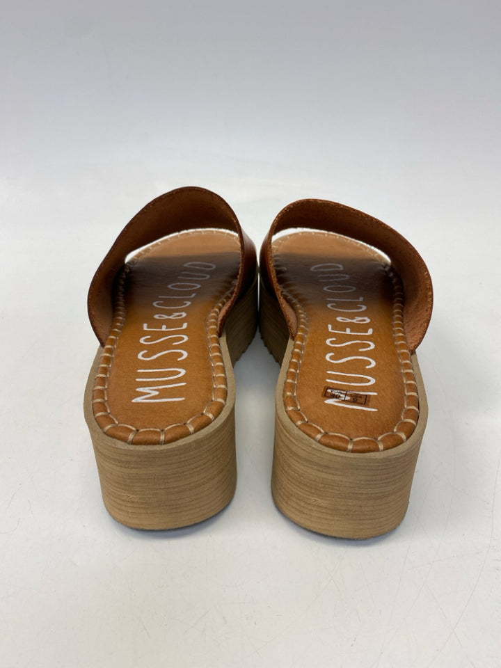 Size 9 Brown Sandals