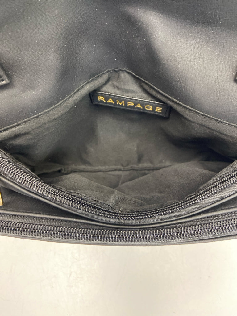NWT Black Zipper Handbag
