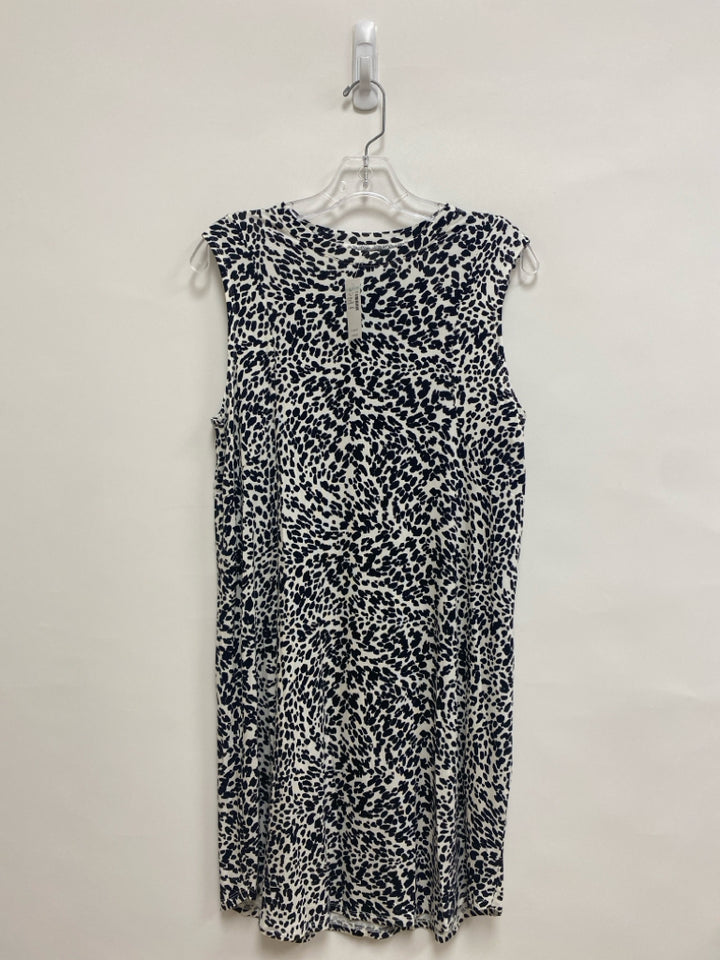 NWT maurices Size XS White Black Animal Print Sleeveless Ladies Dress
