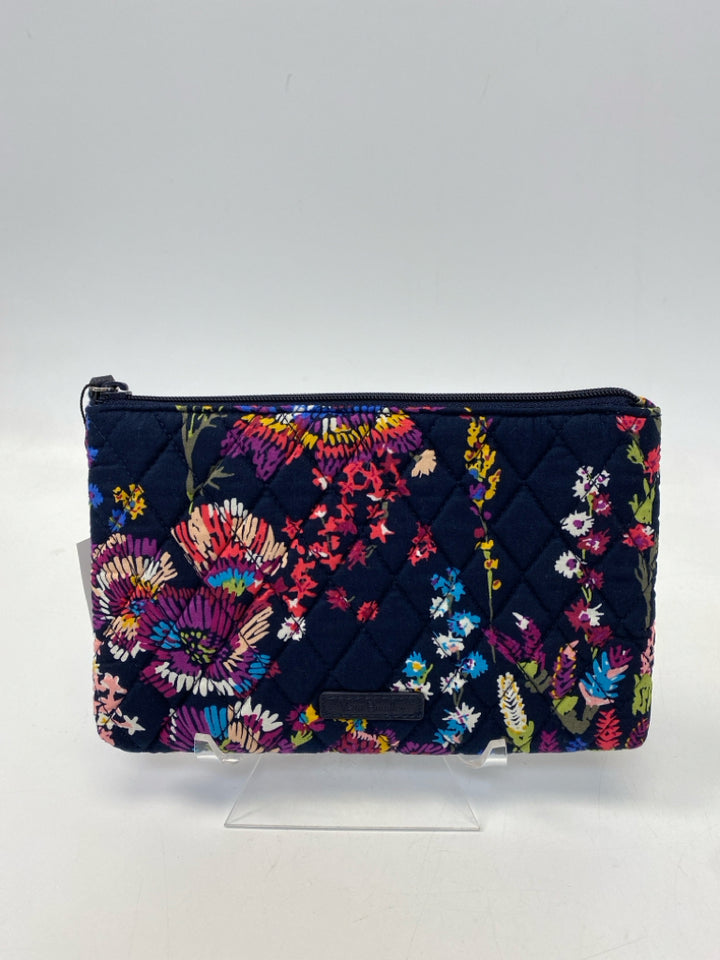 NWT Vera Bradley Navy Multi-Color Flower(s) Wristlet