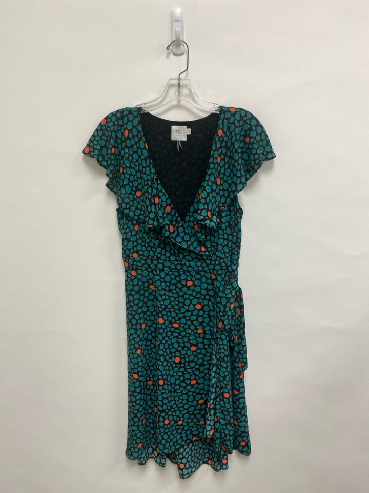 HD in Paris Size 6 Black Turquoise Shapes V Neck Ladies Dress