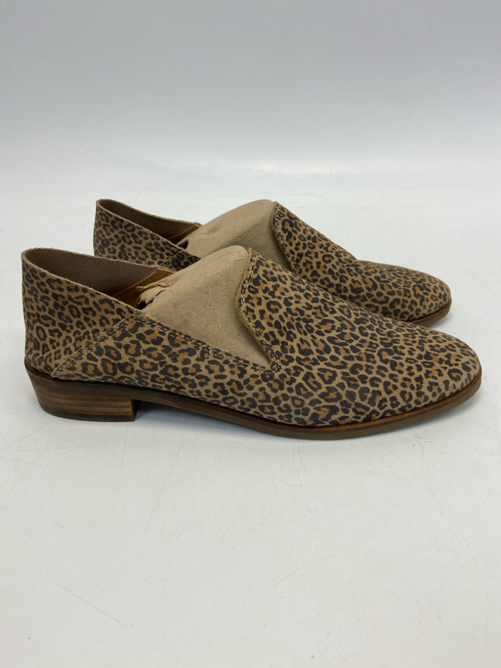 Lucky Brand  Size 7.5 Tan Animal Print Flats