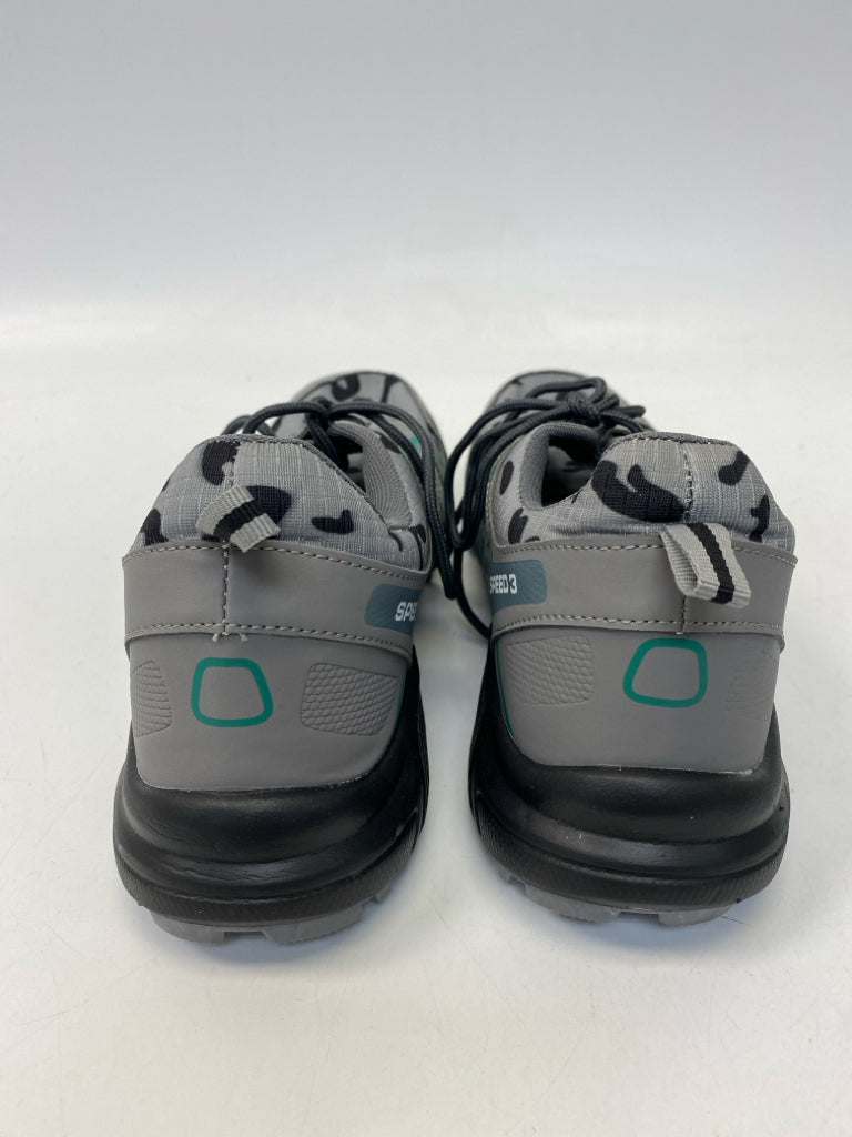 Size 11 Green/Gray Lace-Up Men&