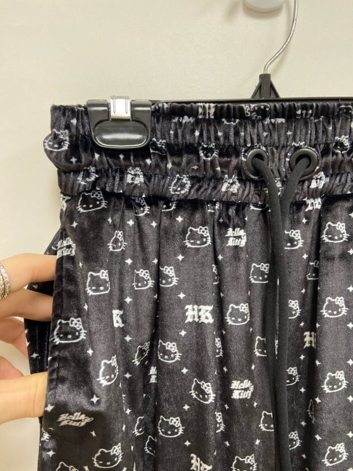 Size XS Black White Hello Kitty Velour Ladies Lounge Pants