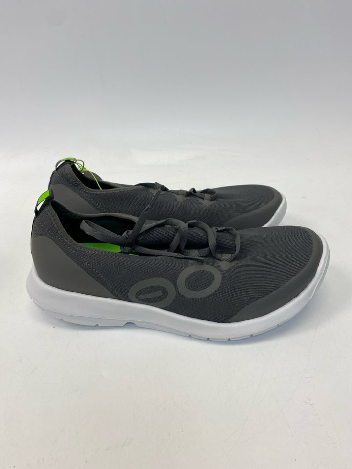 NWT Oofos Size 12 Gray Lace-Up Men&
