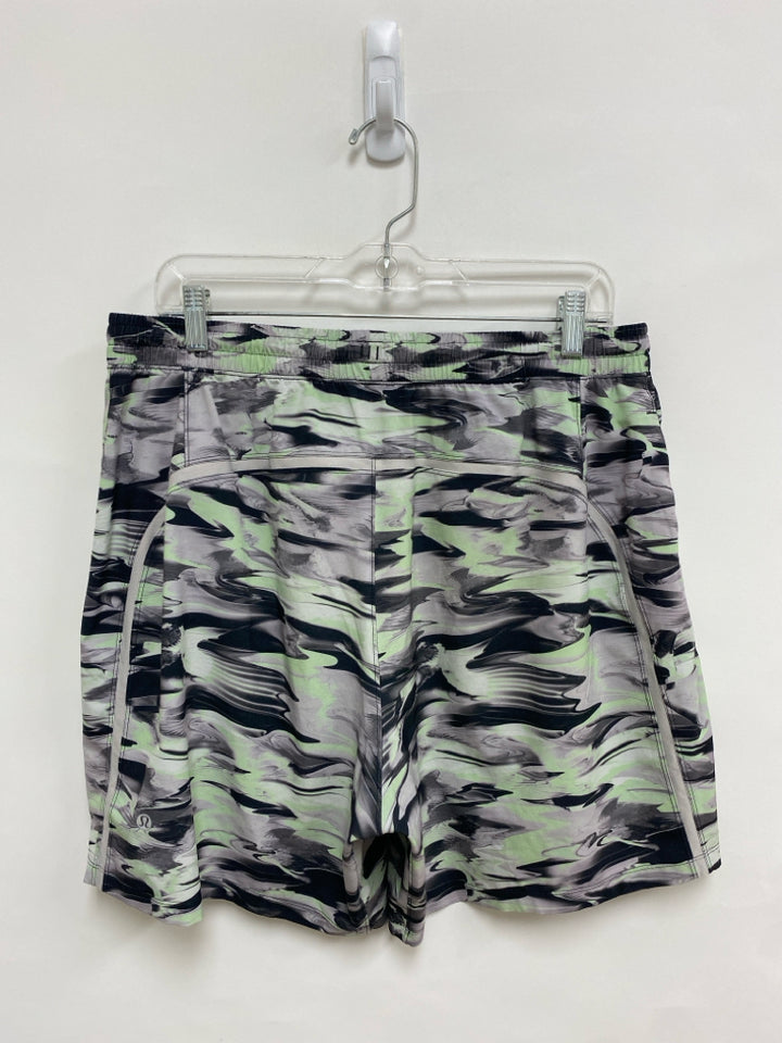 Lululemon Size XL Gray Green Swirl Men&