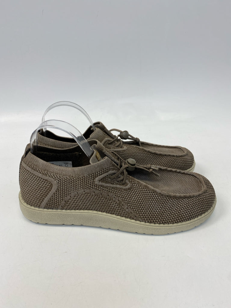 NWOT Itazero Size 12 Brown Men&