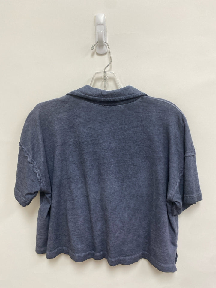 Free People Size XS Faded Navy Cropped Ladies Top