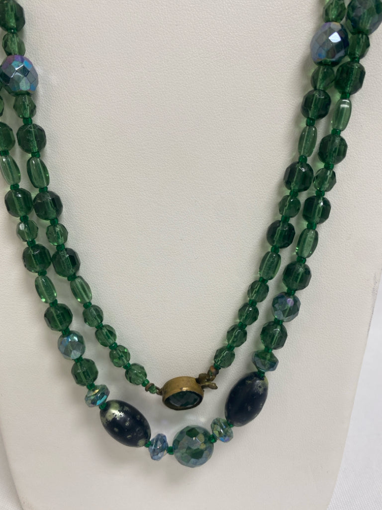 Green Black Beaded Necklace