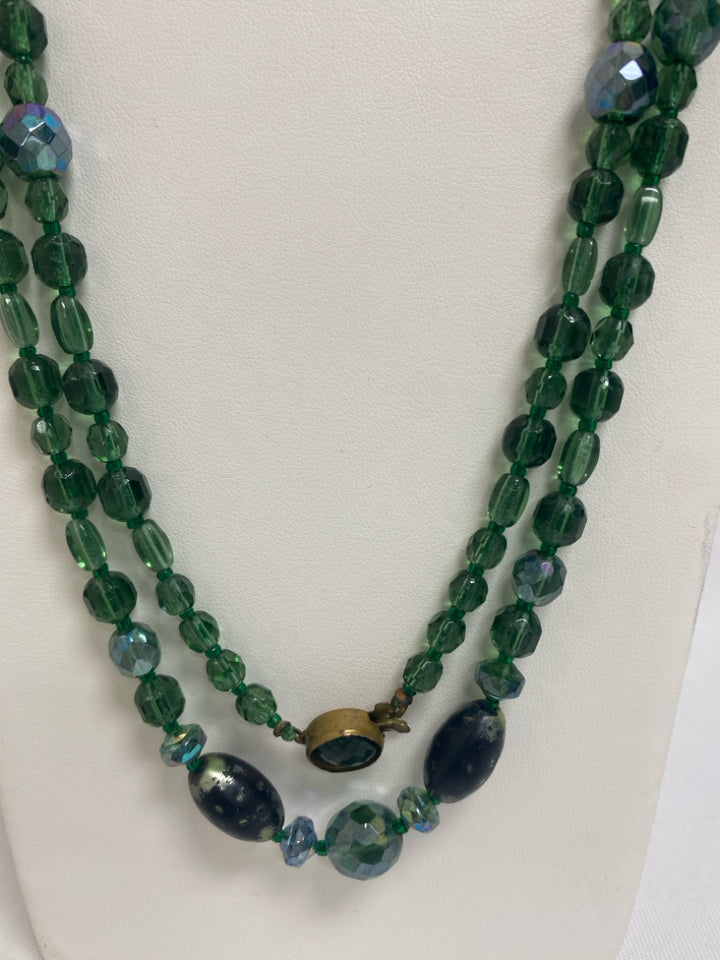 Green Black Beaded Necklace