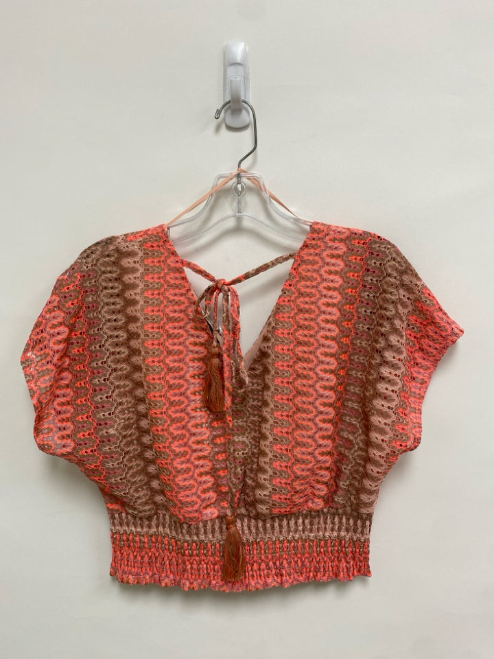 NWT Davi&amp;Dani Size M Neon Coral Cream/Tan Mesh Cropped Ladies Top