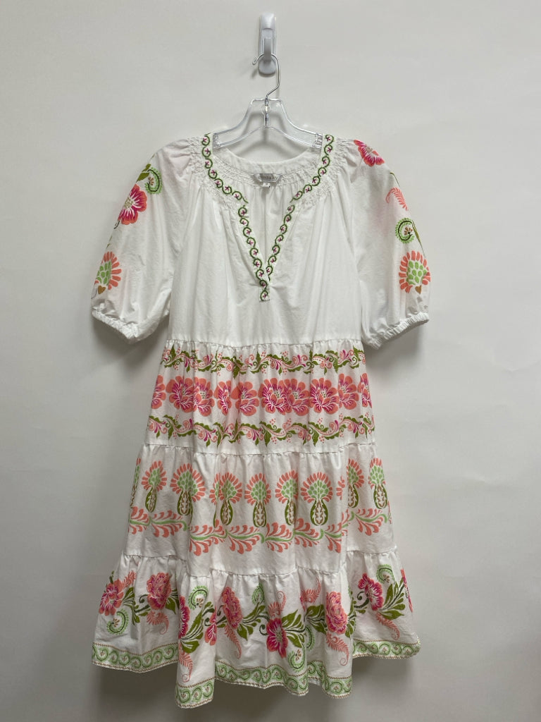 Crown &amp; Ivy Size M White Pink/Green Flowers Ladies Dress
