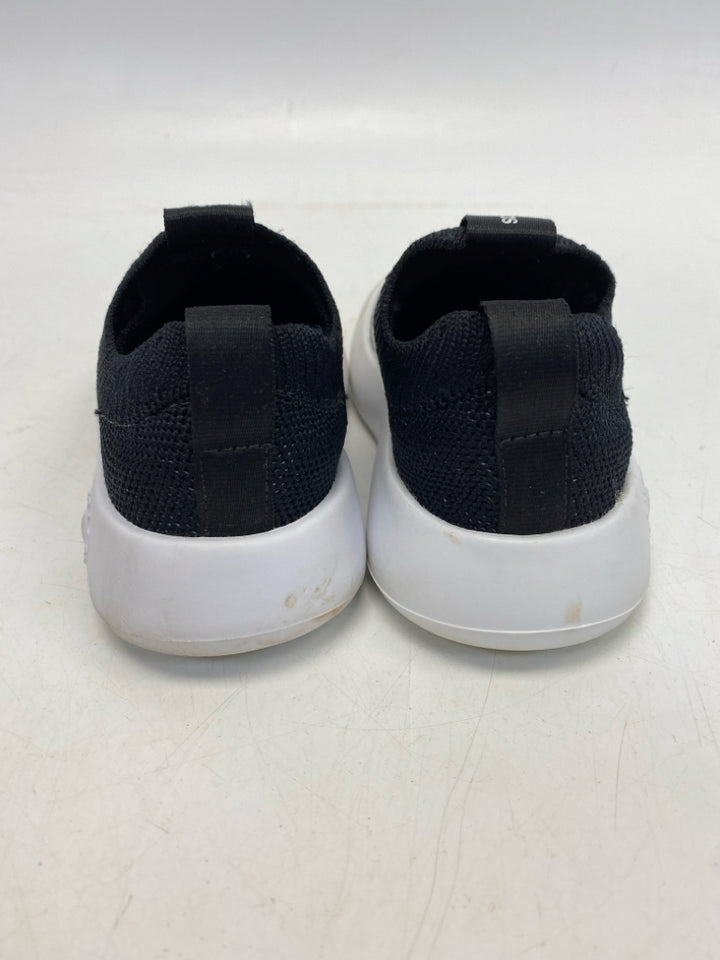 Adidas SIZE 8 Black White Boy&