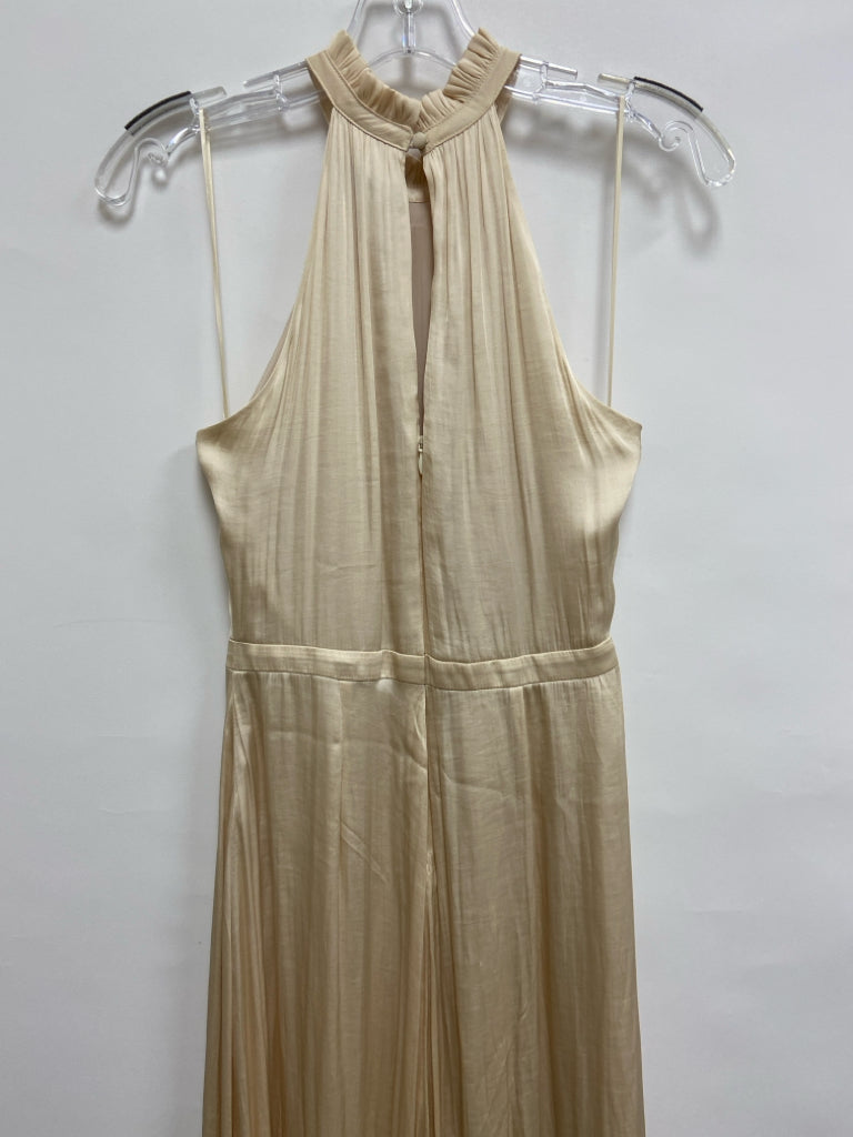 NWT Banana Republic Size 0 Cream Pleated Sleeveless Ladies Dress