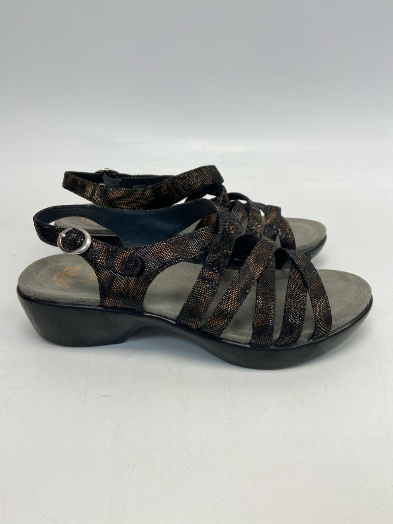 NWOT Dansko  Size 38 Bronze Black Crisscross Sandals