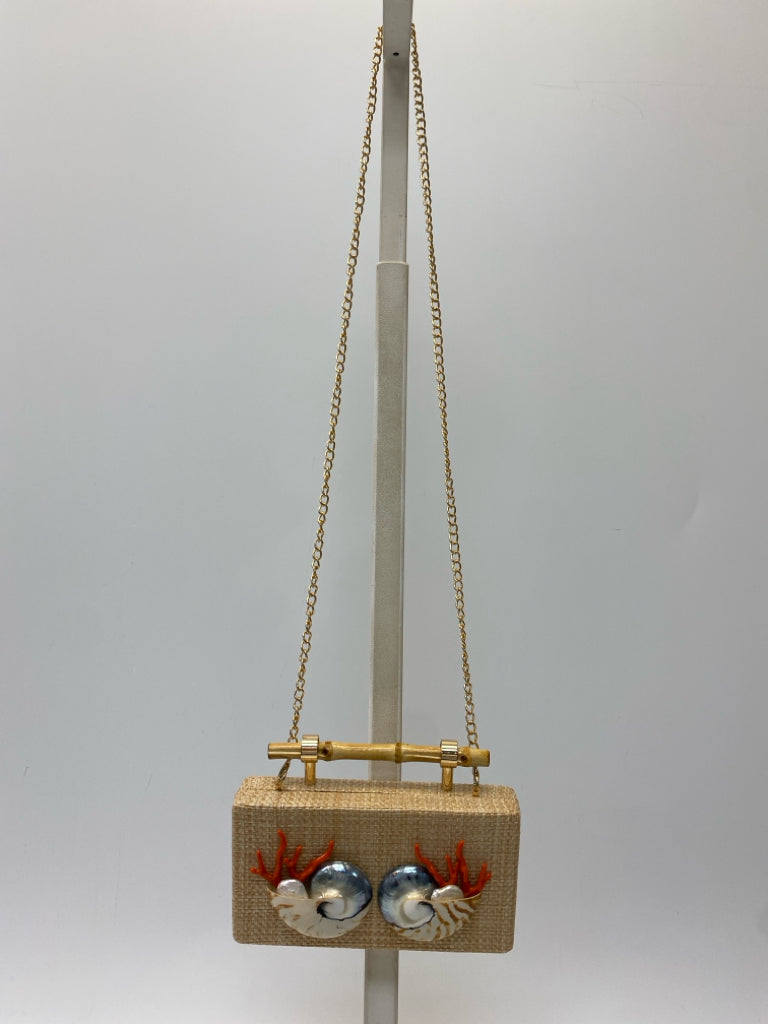 Studio Yay Natural Sea Coral Shell Handbag