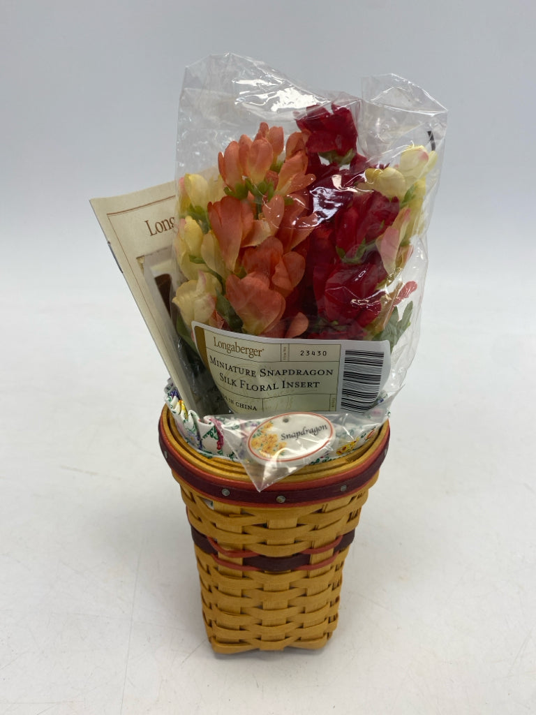 NWOT Longaberger 2007 Collector Club May Series Snapdragon Basket