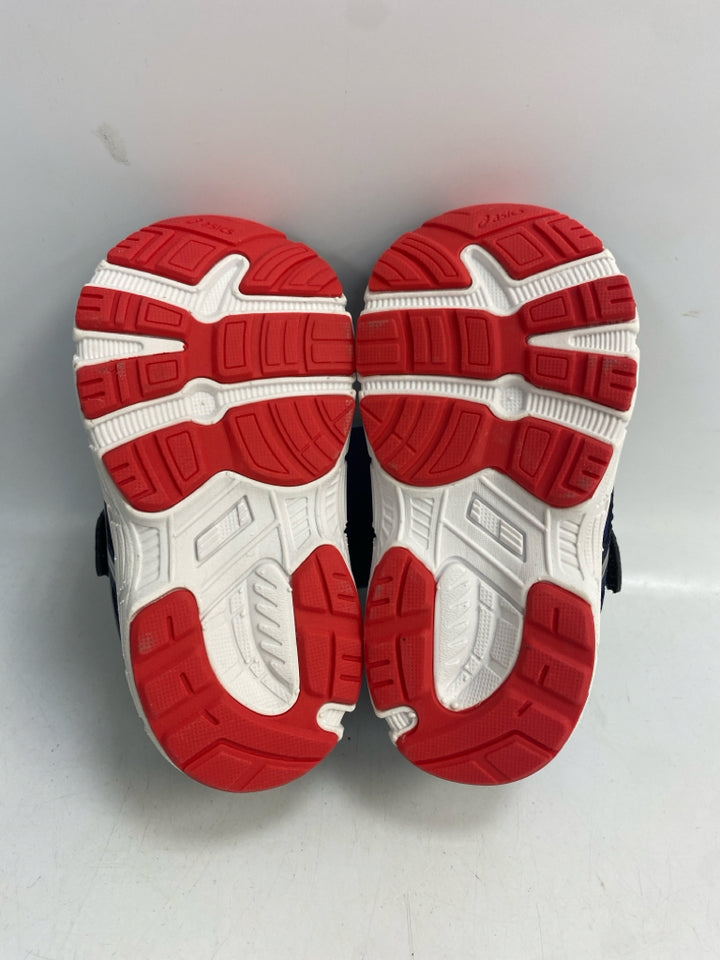 NWT Asics SIZE 5 Navy Red/Silver Boy&
