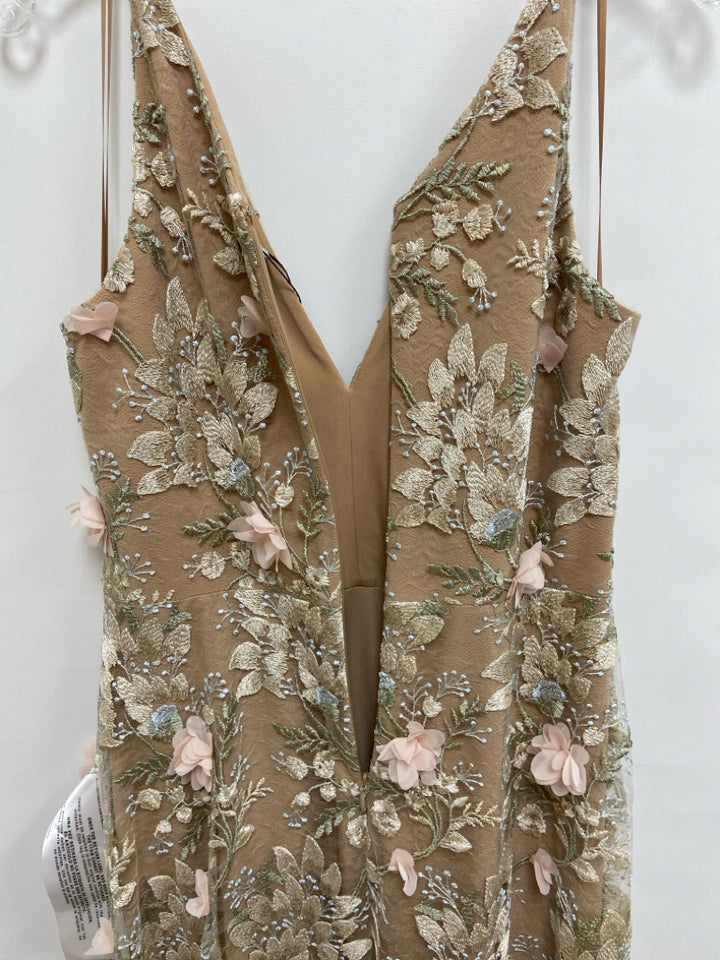 NWT Dress the Population Size L Tan/Cream Pastels Lace Maxi Ladies Formal Dress