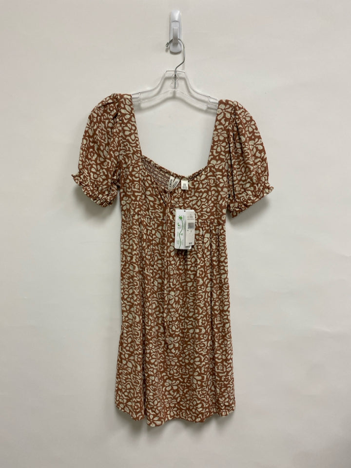 NWT Roxy Size S Caramel Cream Flowers Ladies Dress