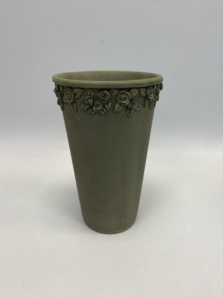 Green Roses Trimmed Vase