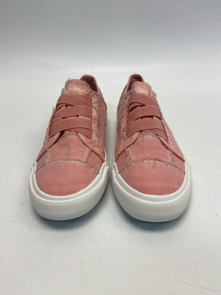 NWOT Blowfish  Size 9 Pink Distressed Sneakers