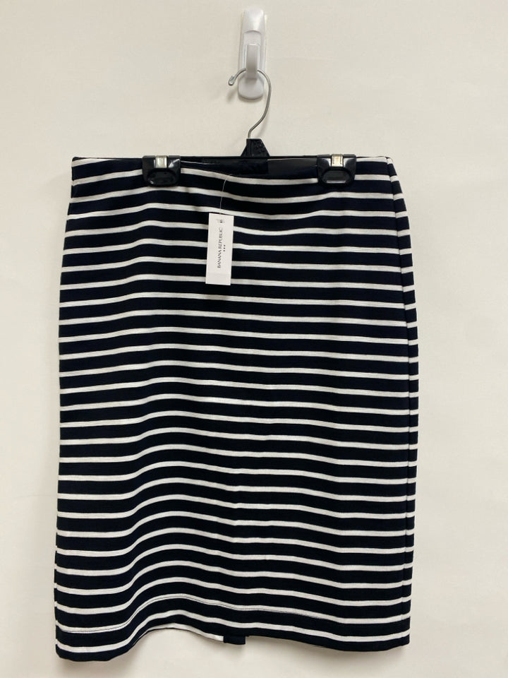 NWT Banana Republic Size S Black/White Stripes Ladies Skirt