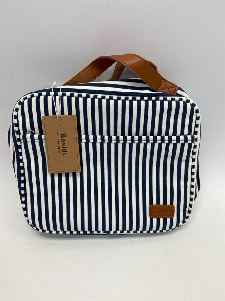NWT Bosidu White Navy Stripe Hanging Toiletry Bag
