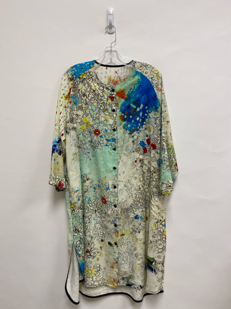 3 Potato Size XL Cream Black/Multi Abstract Button Down Ladies Dress