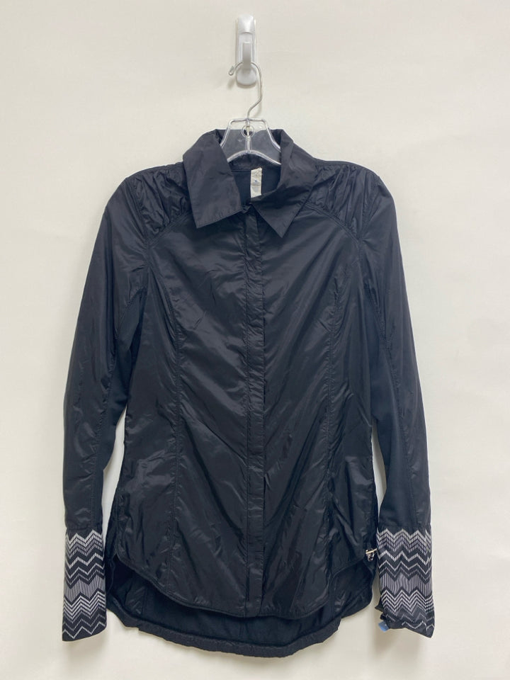 Lululemon Size 4 Black White Trimmed Athletic Jacket