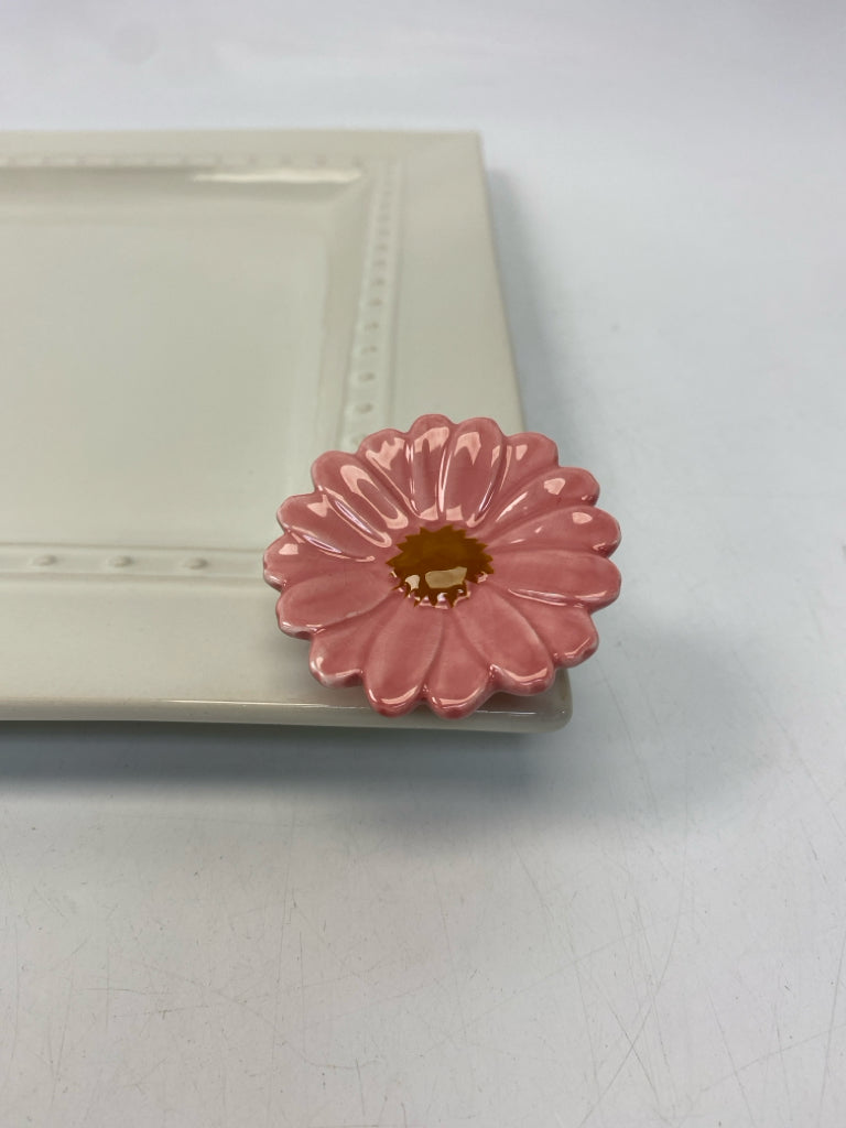 Nora Fleming Mini -- Flower Power