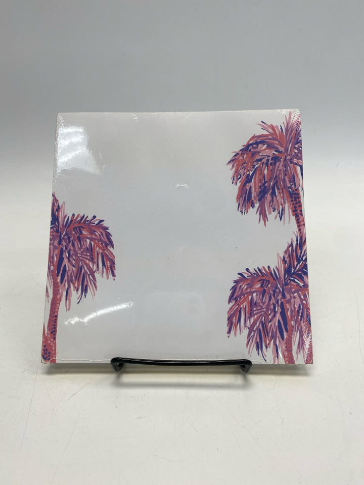 NWOT LILLY PULITZER Stationery
