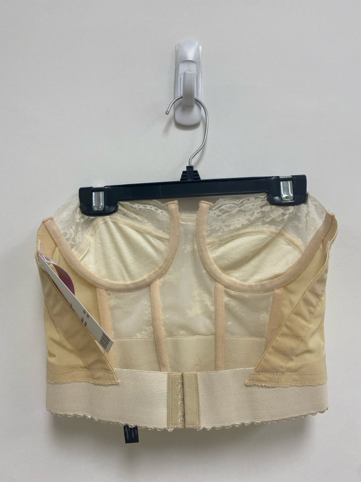 NWT Urban Outfitters Size M Ivory Strapless Ladies Bra